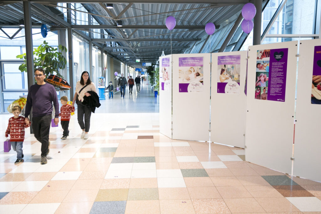 Feldkirch am 15.11.2024 LKH Landeskrankenhaus, Welzfruehchentag, Kommt ein Kind vor der 37. Woche zur Welt, gilt es als frühgeboren und benötigt eine intensive Versorgung. Um auf die besonderen Lebensumstände der Frühgeborenen und ihrer Eltern hinzu